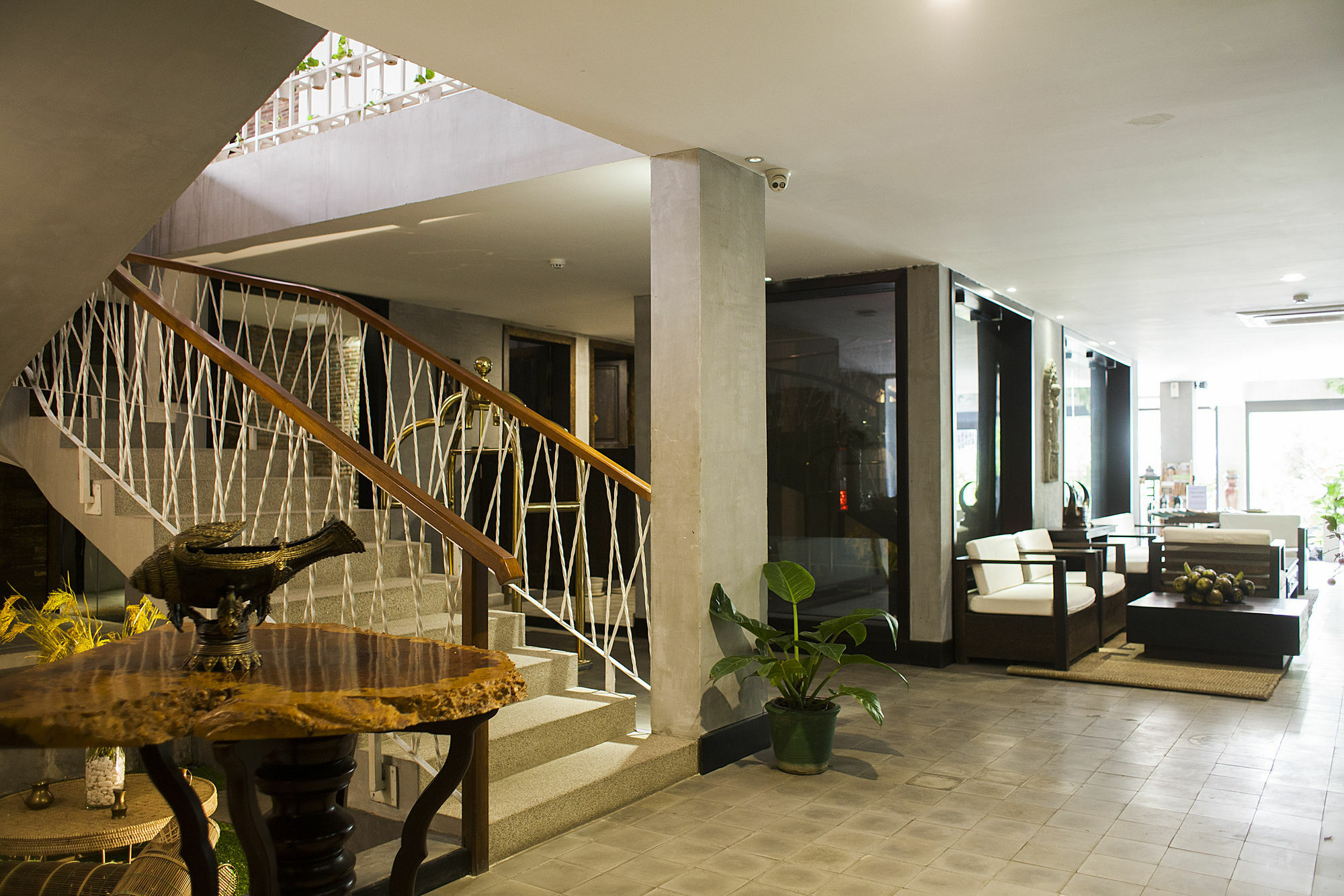 The Palm Boutique Hotel & Residence Phnom Penh Exterior foto