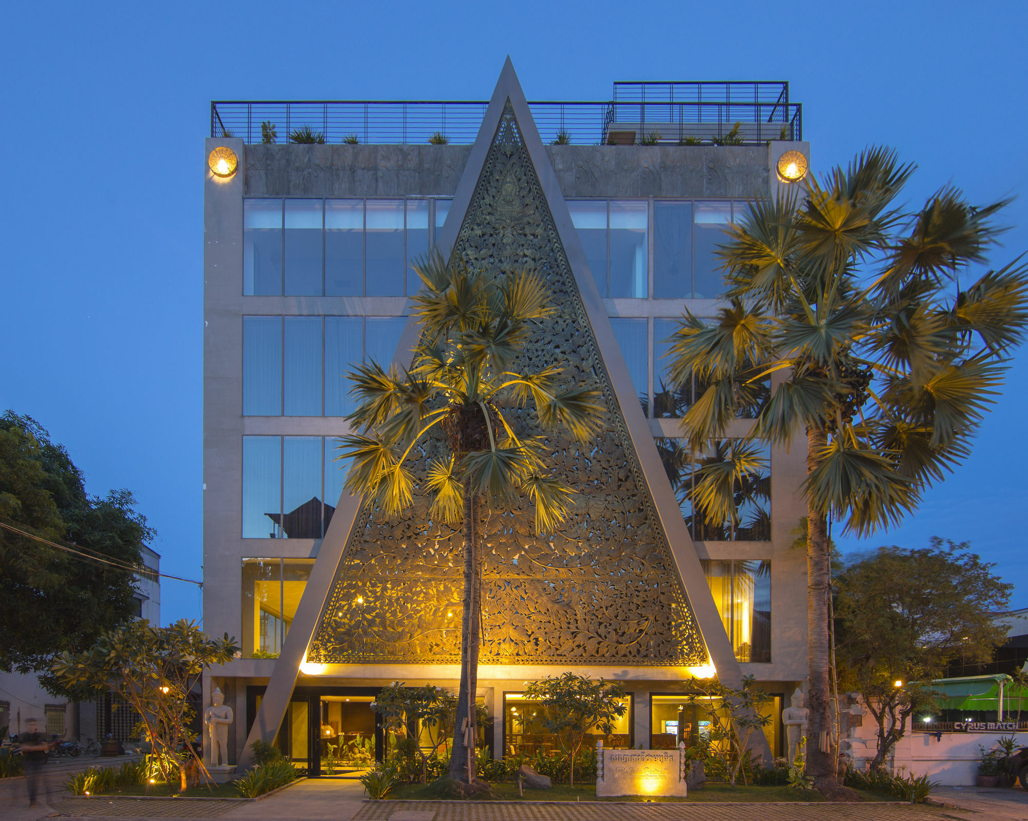 The Palm Boutique Hotel & Residence Phnom Penh Exterior foto