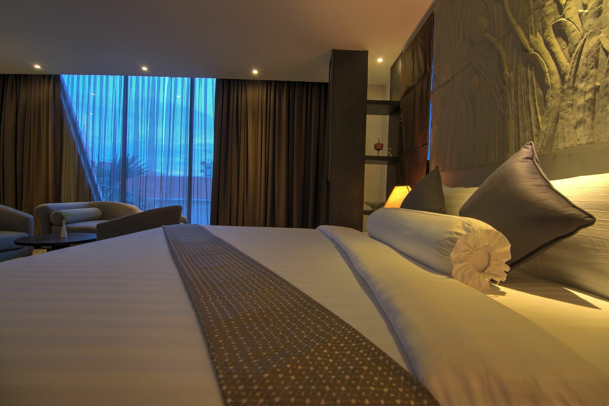 The Palm Boutique Hotel & Residence Phnom Penh Exterior foto
